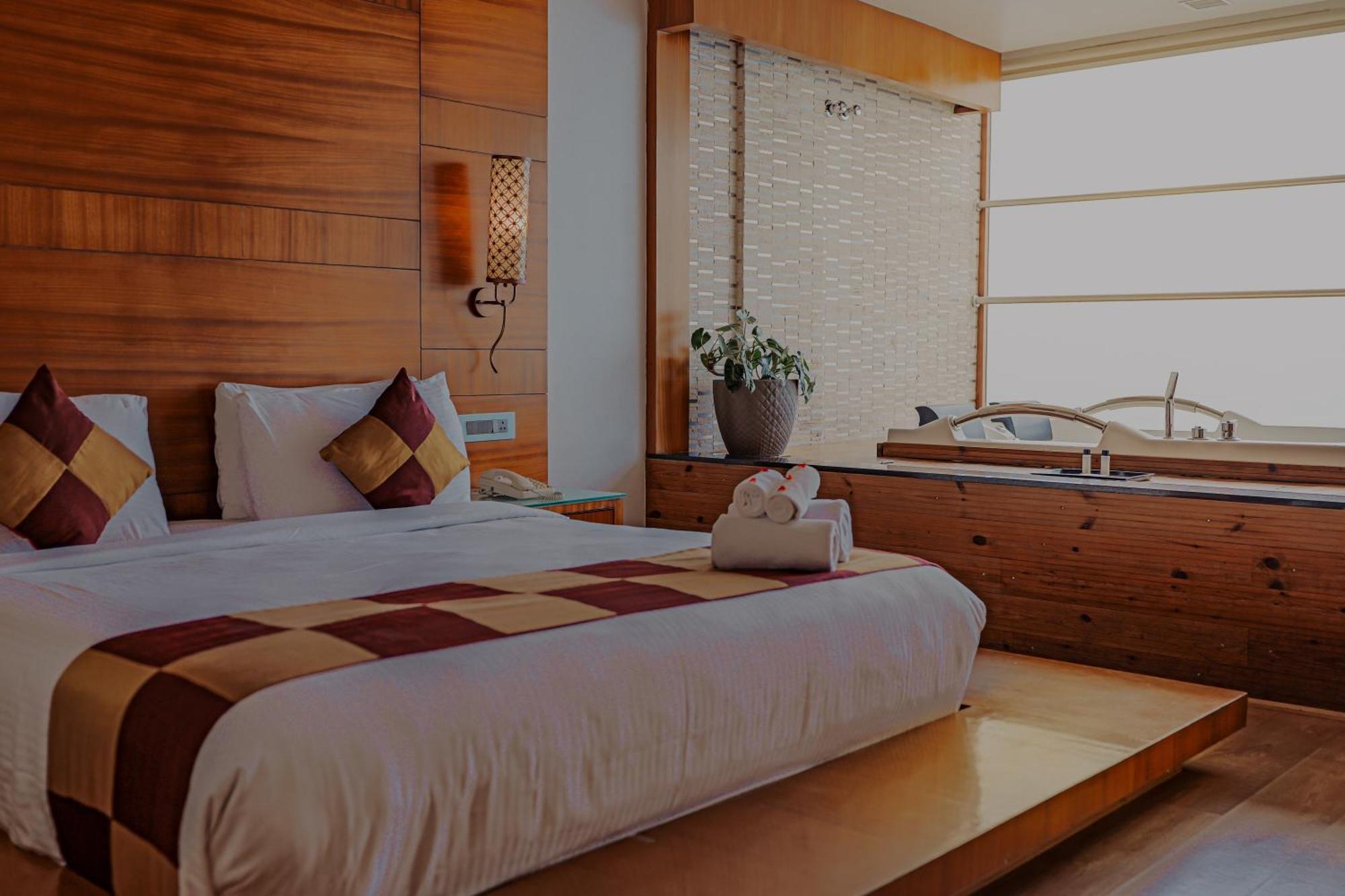 Amber Dale Luxury Hotel & Spa, ムンナール エクステリア 写真