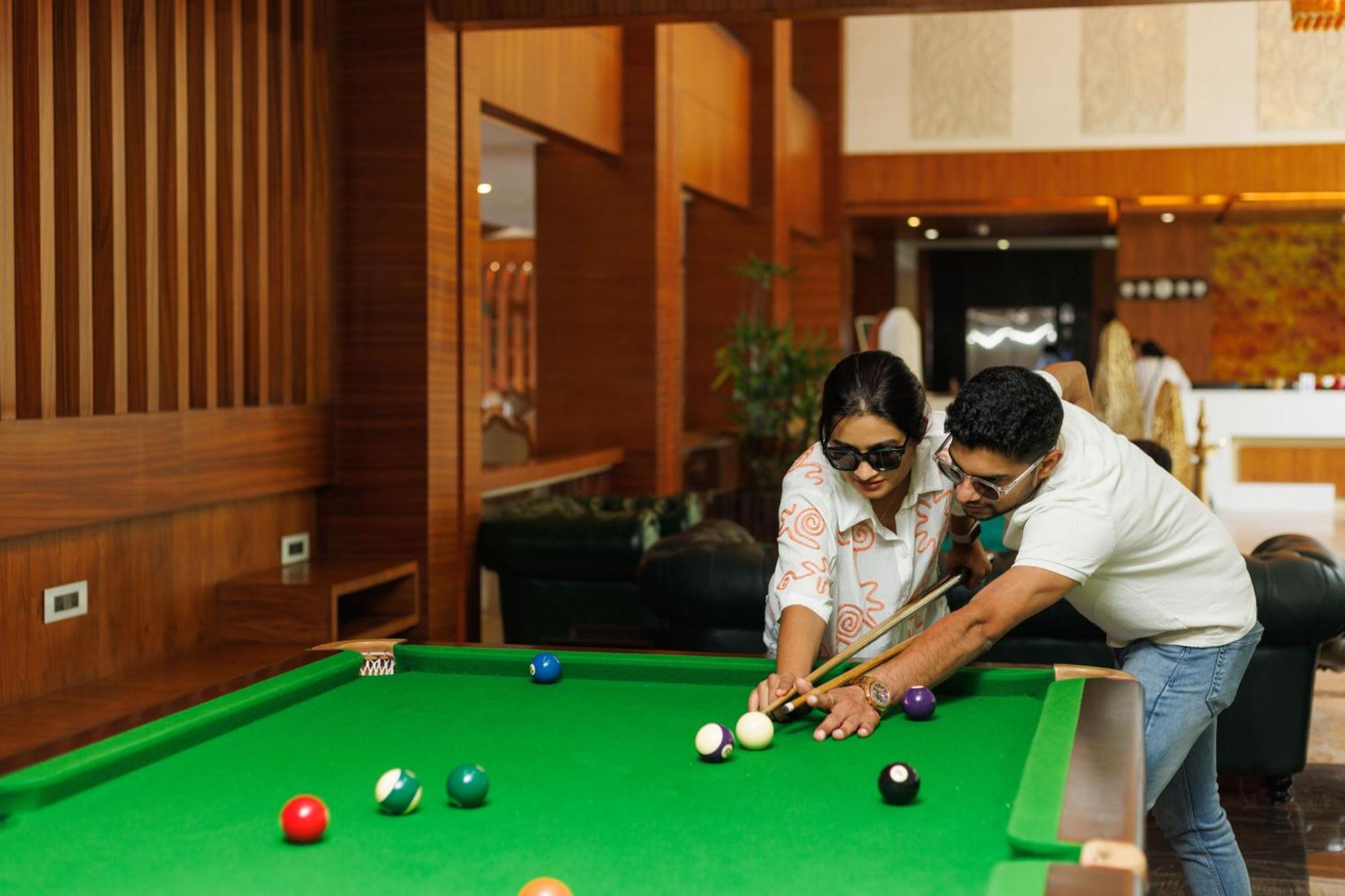 Amber Dale Luxury Hotel & Spa, ムンナール エクステリア 写真
