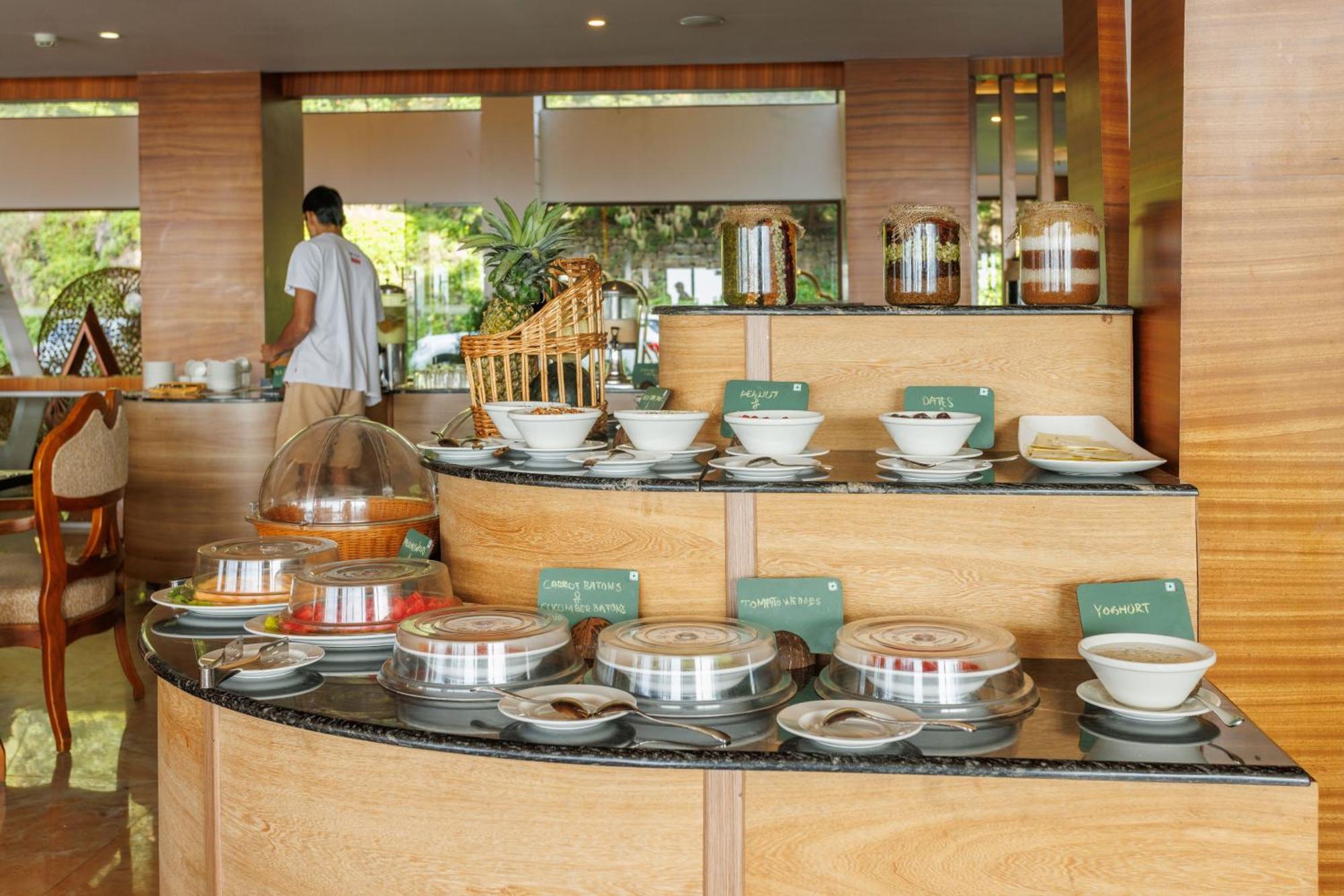 Amber Dale Luxury Hotel & Spa, ムンナール エクステリア 写真