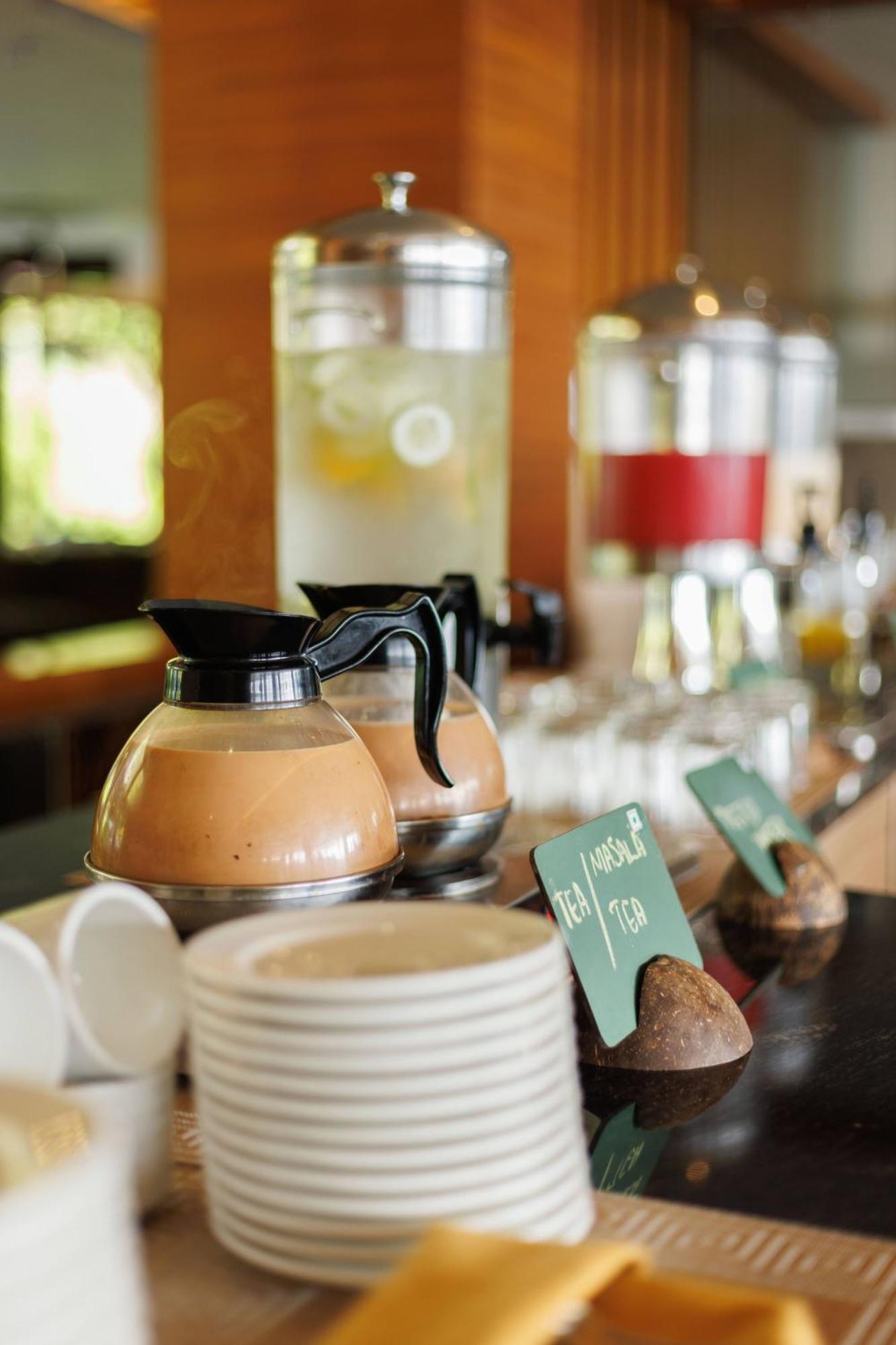 Amber Dale Luxury Hotel & Spa, ムンナール エクステリア 写真
